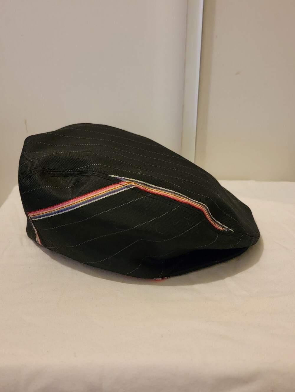 Paul Smith Black Flat Cap with Multicolor Stripe Detail